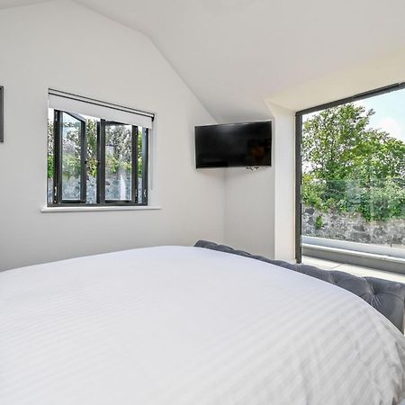 1 The Nest - Luxury Modern House Nr Beach & Bars With Sea Views & Free Parking Villa Charlestown  Exterior photo