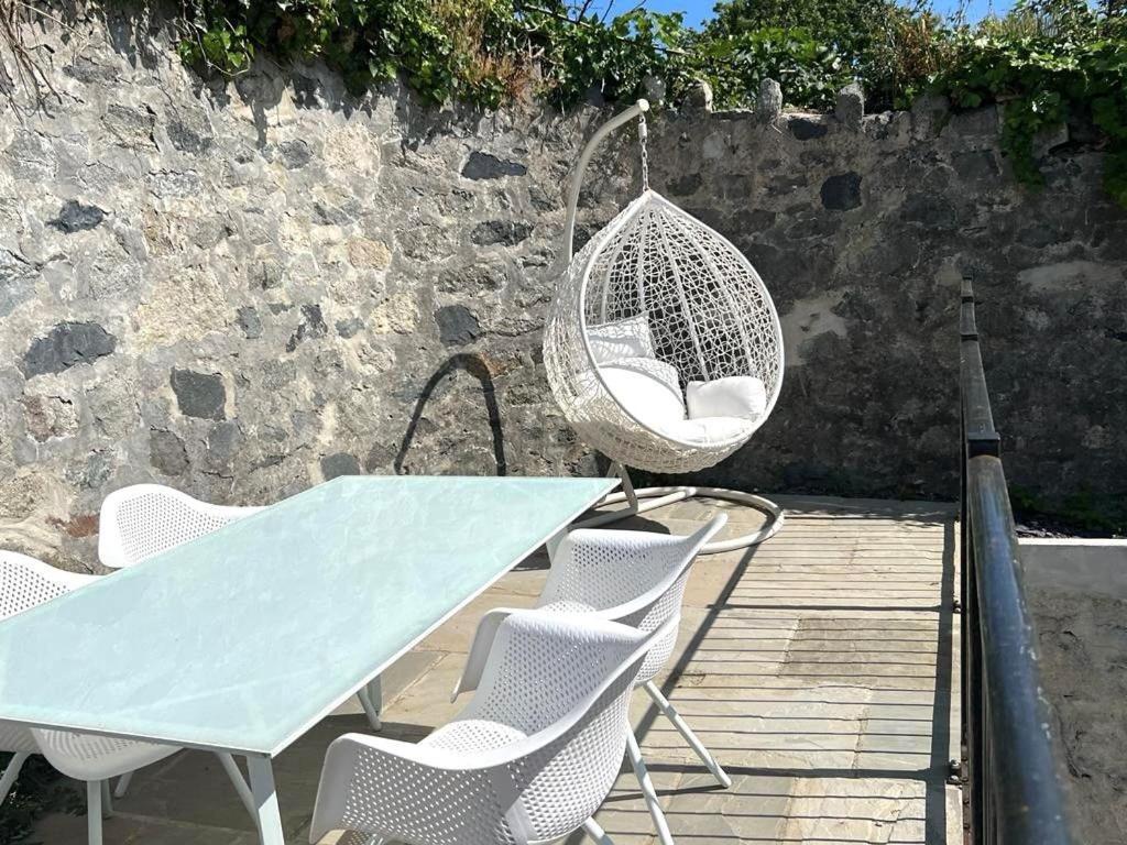 1 The Nest - Luxury Modern House Nr Beach & Bars With Sea Views & Free Parking Villa Charlestown  Exterior photo