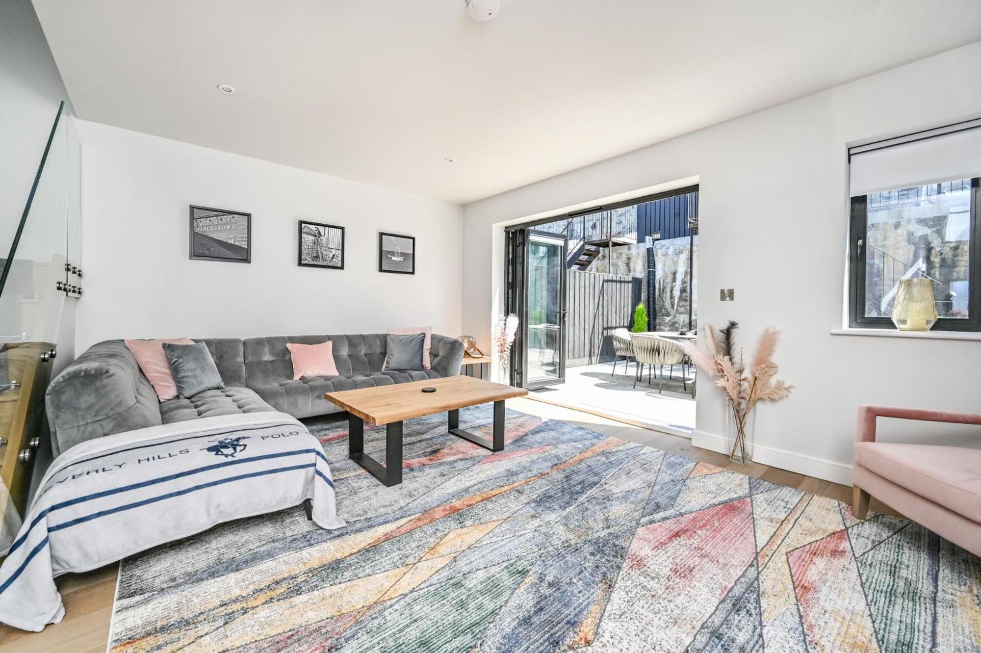 1 The Nest - Luxury Modern House Nr Beach & Bars With Sea Views & Free Parking Villa Charlestown  Exterior photo